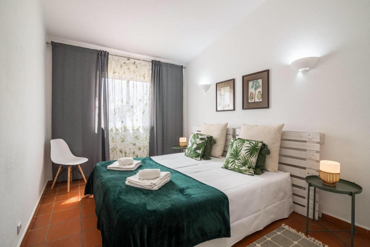 Casa O12 *